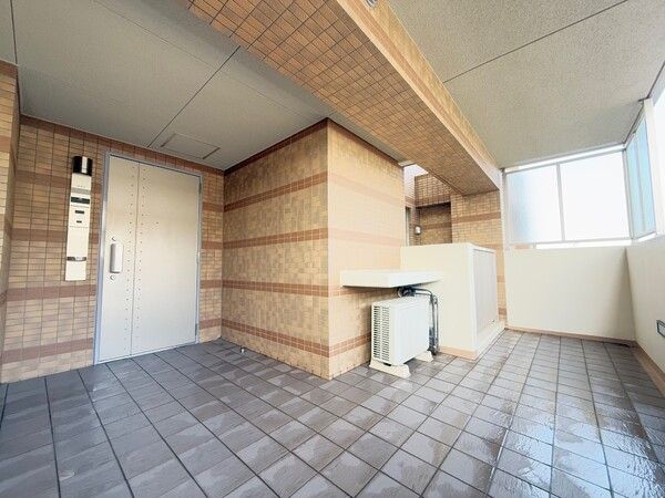 4LDK Apartment in Gran Shatelet Soga, Chiba - 99.76sqm - Thumbnail 4