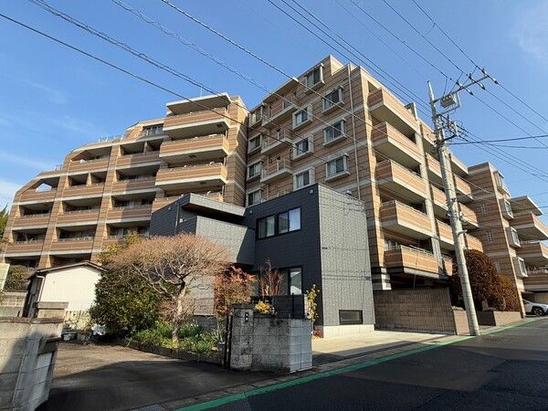 4LDK Apartment in Gran Shatelet Soga, Chiba - 99.76sqm - Thumbnail 2