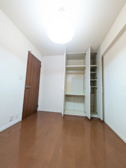 3LDK Apartment for Sale in Akita City with South Balcony - Thumbnail 2