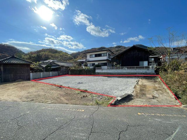 Land in Mitoyo Kagawa with Flower Field View Near Takuma Station - Thumbnail 2