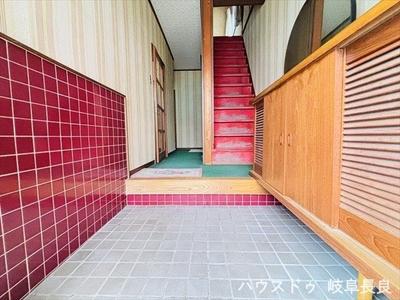 5DK House in Gifu City's Shimo-ukai Area — Image 2, Gifu, Gifu