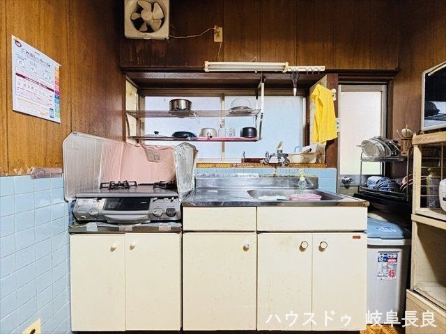 5DK House in Gifu City's Shimo-ukai Area - Thumbnail 4