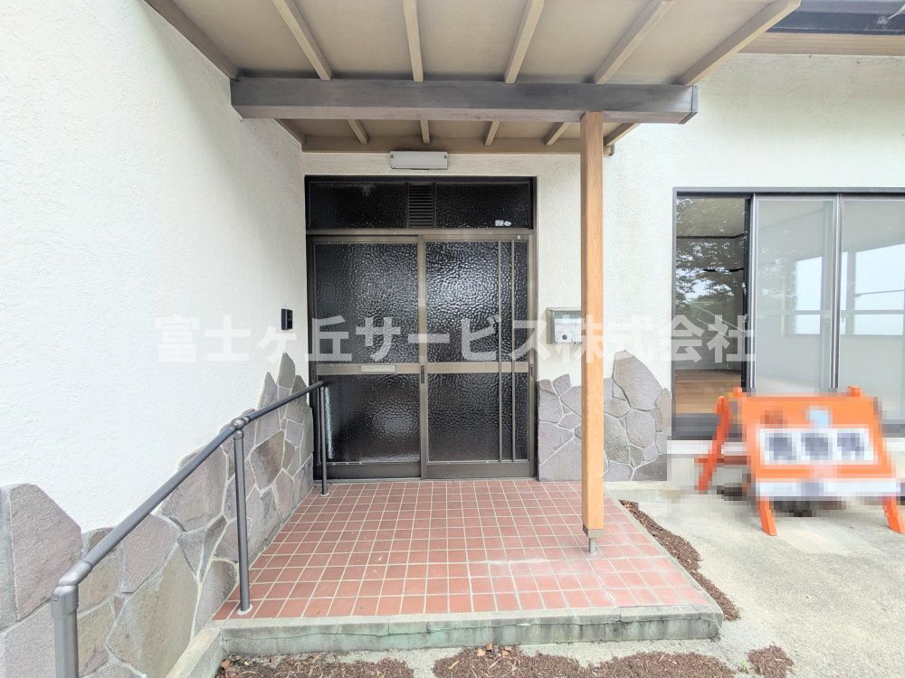 4LDK Detached House for Sale in Iwata, Shizuoka - Image 1