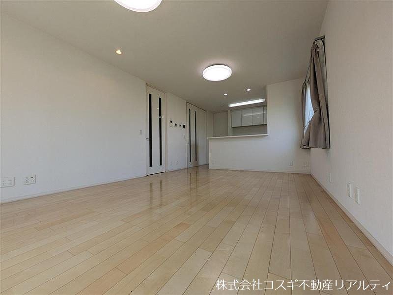 4LDK House for Sale in Kumamoto City's Central Ward - Thumbnail 2