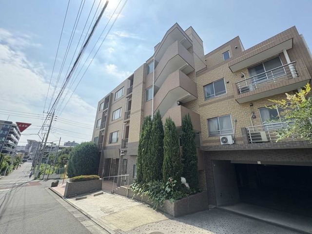 Park Side Hills Urawa Shimeidai 2LDK Apartment in Saitama - Thumbnail 4