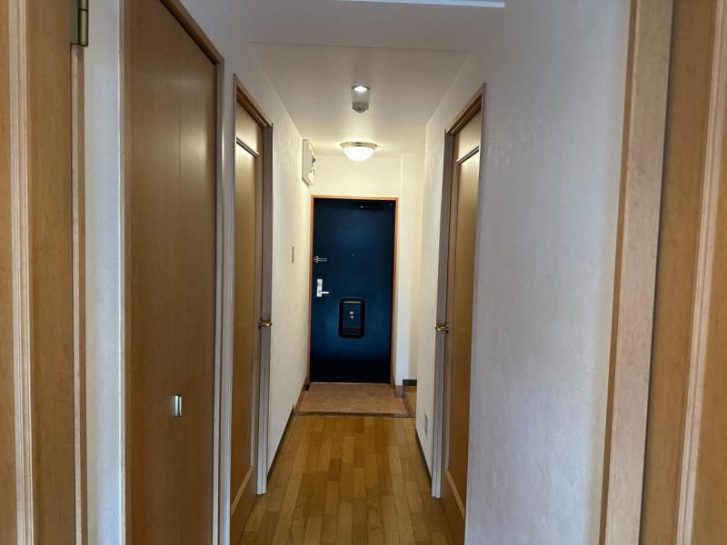 Apartment Garden Court Horai-cho 3LDK for Sale in Tsuruga - Thumbnail 2