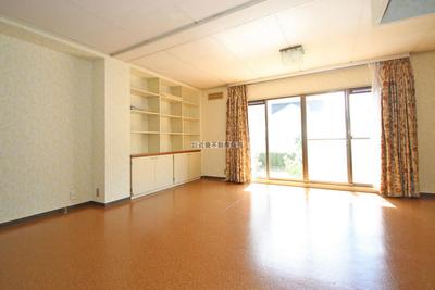 Used detached house in Nabari City (3 minutes by bus from Kikyogaoka Station on the Kintetsu Osaka Line and 9 minutes on foot from Gobancho Nishi) (Property number: 0129949-0000911) — Image 2, Nabari, Mie