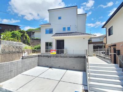 Modern 4LDK House for Sale in Yakeyama Sakuragaoka, Kure — Image 1, Kure, Hiroshima