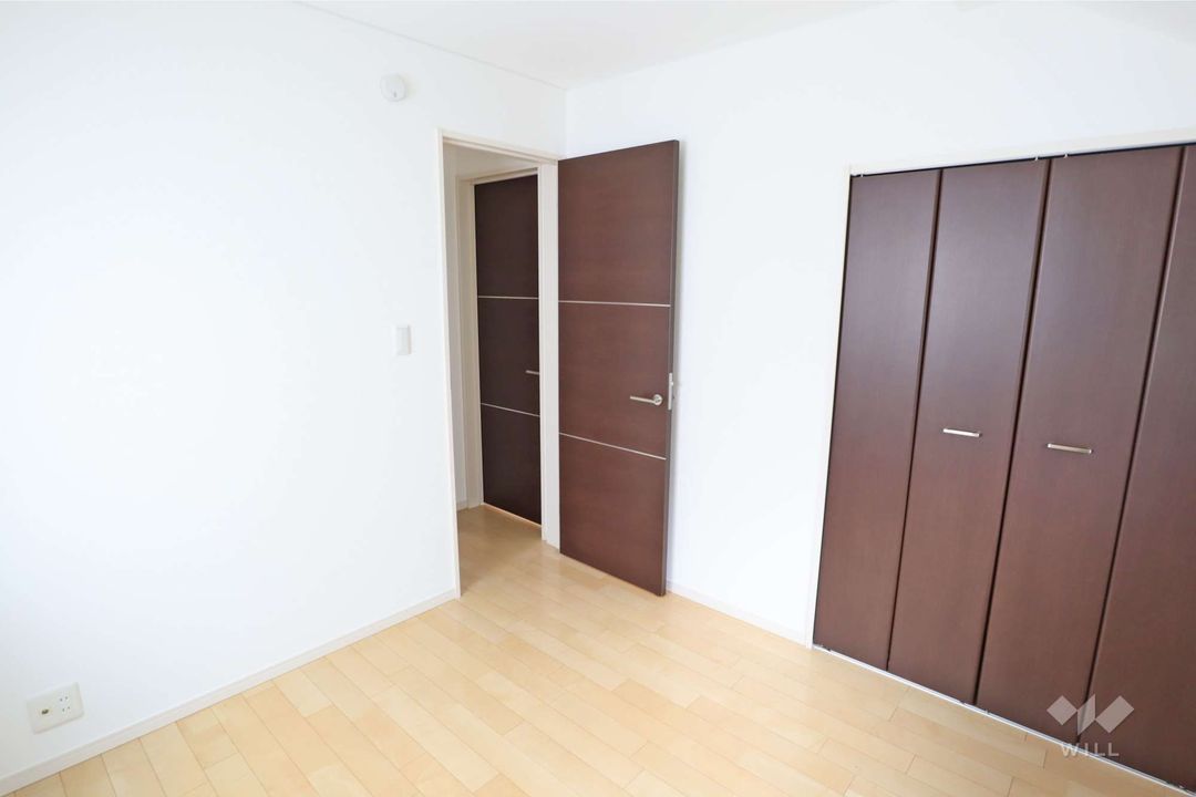 4LDK House for Sale in Minamimagome, Ota-ku, Tokyo - Thumbnail 3