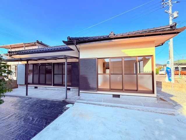 3LDK House for Sale in Kirishima, Kagoshima - 89m2 - Thumbnail 2