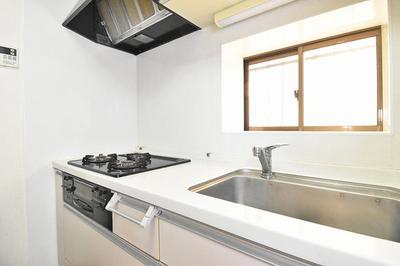 3LDK House in Mitaka with Northwest Corner Position — Image 4, Mitaka, Tokyo