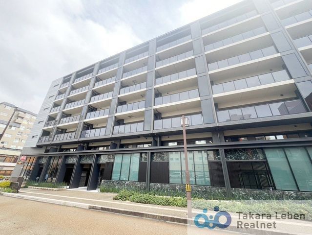 3LDK Apartment in The Leben Kanazawa Otemon Galleria Gran - Thumbnail 2