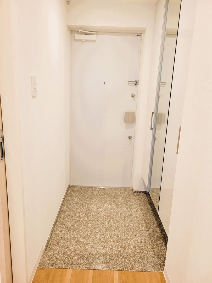 Alpha Smart Marugame Station 2 2LDK Apartment for Sale - Thumbnail 2