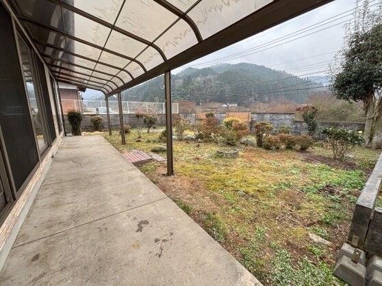 5LDK House for Sale with Large Garden in Shunan, Yamaguchi - Thumbnail 2