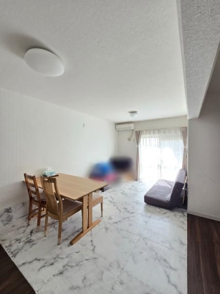 3LDK Renovated Apartment in Kobe's Kita Ward - Thumbnail 3