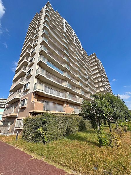 4LDK Apartment for Sale in Inzai, Chiba - 101.52 sqm - Thumbnail 2