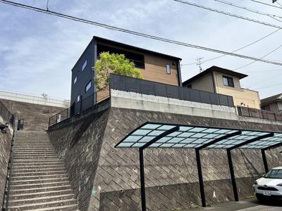 5SLDK Modern House in Fukuyama with City Views — Image 1, Fukuyama, Hiroshima