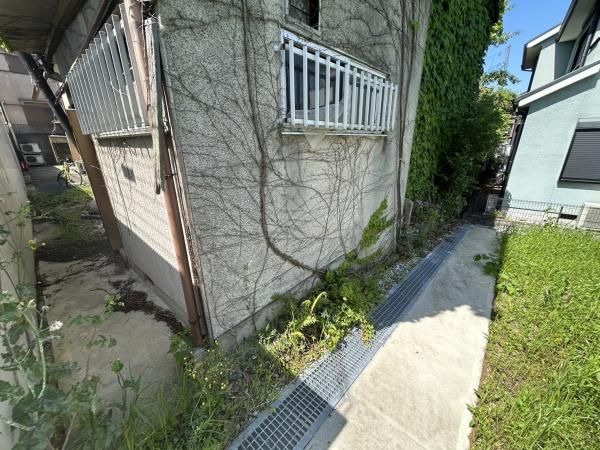 Land with Old House in Fushimi, Kyoto - Rebuilding Not Permitted - Thumbnail 3