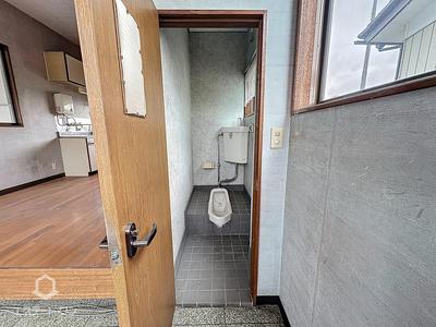 3LDK House in Ashikaga with Office Space Potential — Image 6, Ashikaga, Tochigi