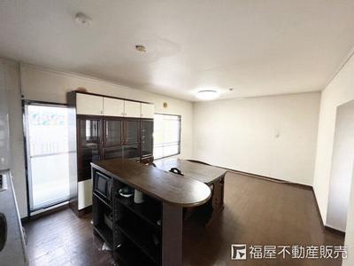 Spacious 3LDK Apartment in Tsukahara Heights, Takatsuki City — Interior, Takatsuki, Osaka