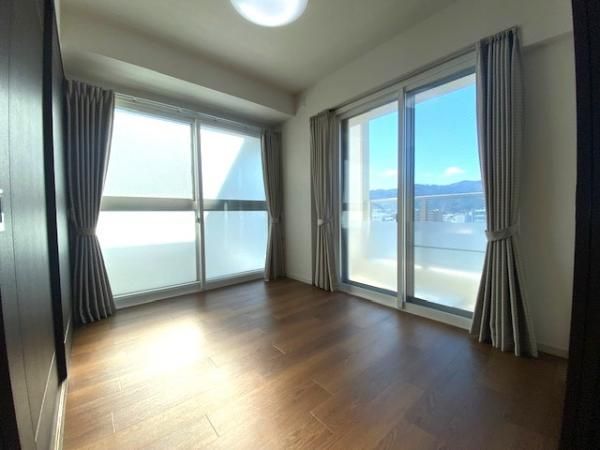 Vizuel Lake Biwa Keihan Hamaotsu 14F 1DK Condo for Sale - Thumbnail 3