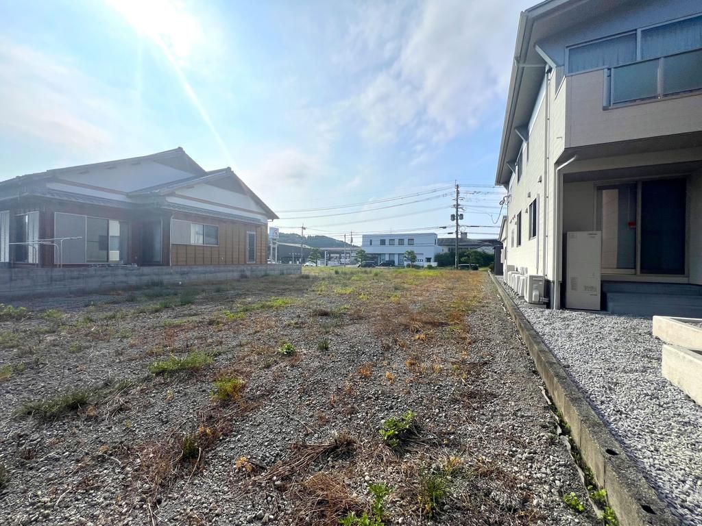 Large 1053 sqm Corner Land Plot for Sale in Miyazaki City - Thumbnail 4