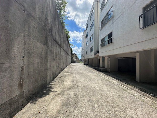 Renovated 2LDK Apartment in Shimonoseki, Yamaguchi - Thumbnail 2