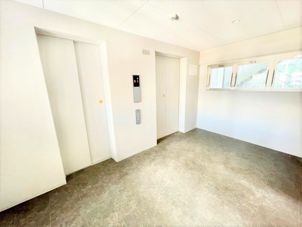 High-Floor 2SLDK Rental Apartment near Fukuyama Station - Thumbnail 3