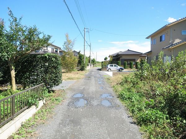 Land for Sale in Hitachinaka City, Ibaraki - 403.62 sqm - Thumbnail 2