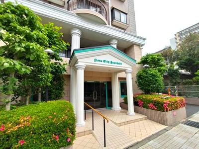 3LDK Apartment in Kasukabe with Balcony - 2490万円 — Image 1, Kasukabe, Saitama