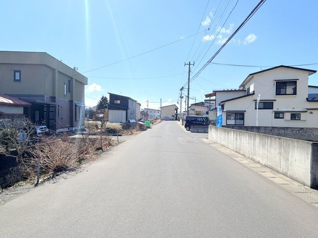 Renovated 4LDK House for Sale in Hirosaki, Aomori - Thumbnail 2