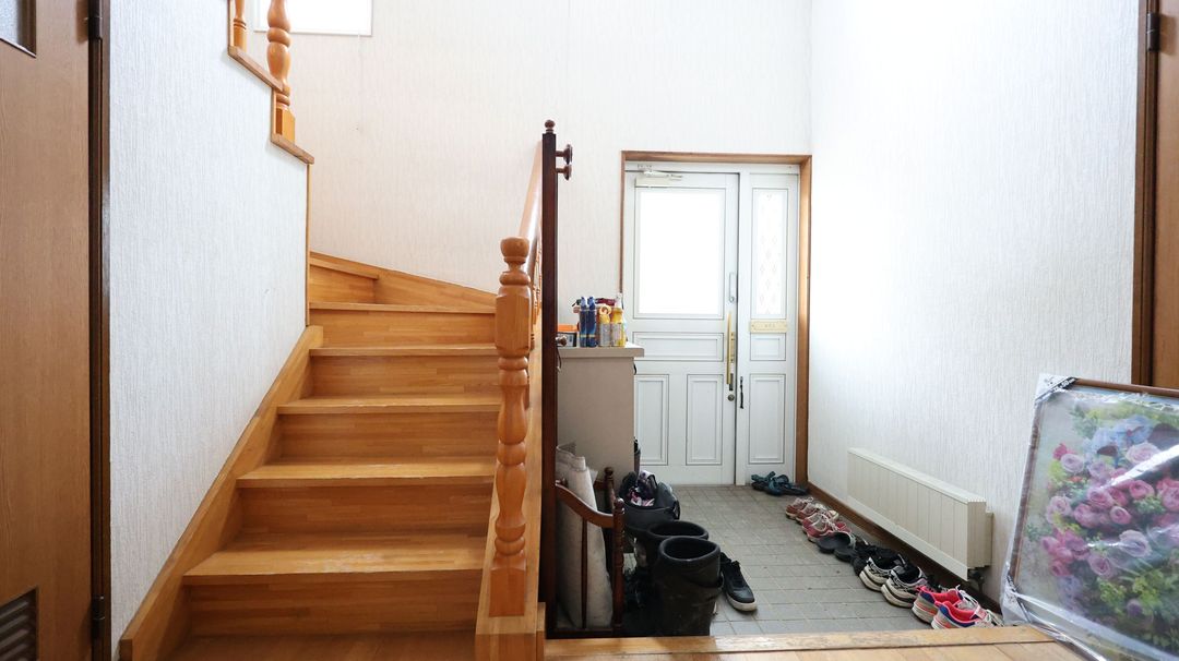5-Bedroom House for Sale in Iwaobetsu, Kutchan, Hokkaido - Thumbnail 2