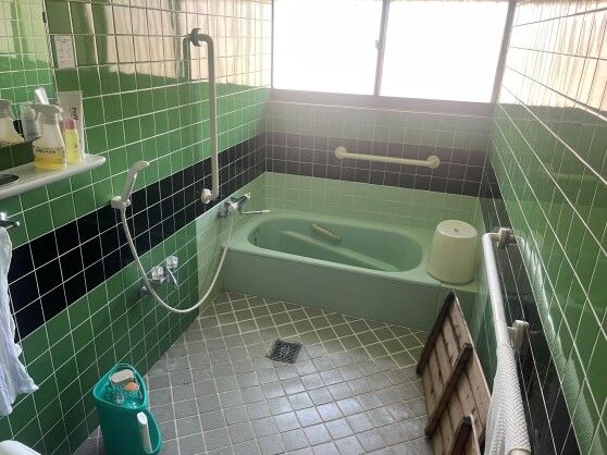 1932 Traditional 8DK House with Barn in Mima City, Tokushima - Thumbnail 4