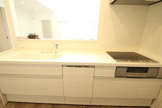 New 3LDK House in Obihiro with Open Layout - Thumbnail 4