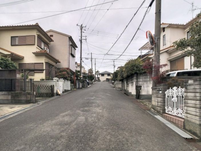 Land for Sale in Kumatori, Osaka - Vacant Plot Near Higashi-Sano Station - Thumbnail 4