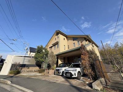 6LDK House for Sale in Hatsukaichi, Near Maesora Station — Image 1, Hatsukaichi, Hiroshima
