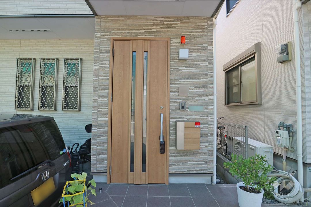 4LDK Family House in Nishinomiya - 2015 Built with Parking - Thumbnail 2