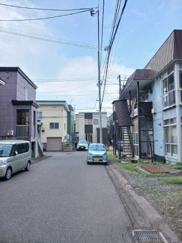Corner Land Plot for Sale in Sapporo's Nishino, Near Miyanosawa Station - Thumbnail 3