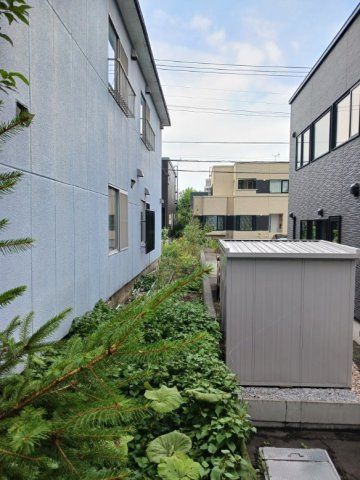 Corner Land Plot for Sale in Sapporo's Nishino, Near Miyanosawa Station - Thumbnail 2