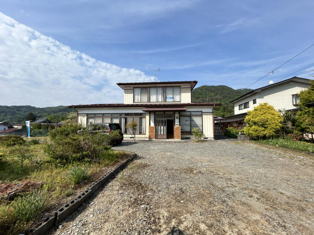 5LDK House in Ichinoseki with Renovations - Thumbnail 3