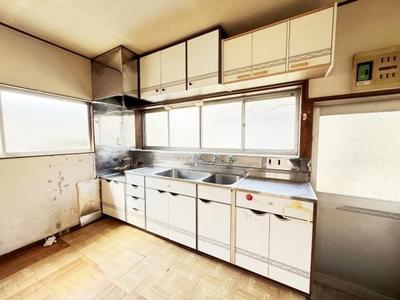 6DK House in Odawara with 129.44 sqm Living Space — Image 1, Odawara, Kanagawa