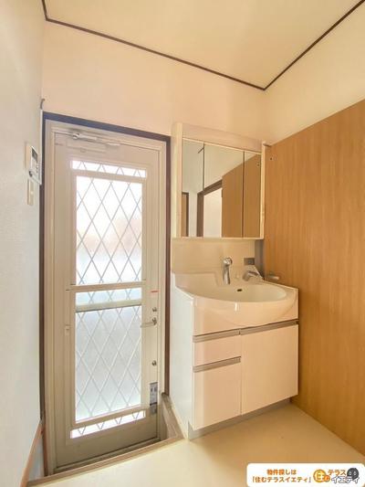 Renovated 2LDK House Near Kamiyo Station, Yamaguchi City — Image 4, Yamaguchi, Yamaguchi