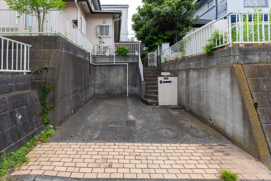 4LDK House in Hiratsuka Okazaki - 1680万円 - Thumbnail 2