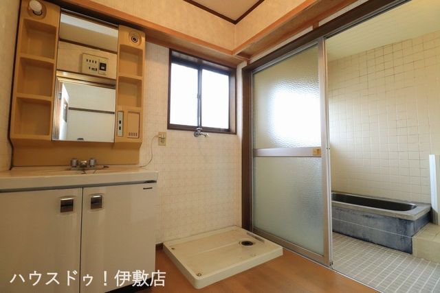 4-Bedroom House in Ishiki New Town, Kagoshima - Thumbnail 4