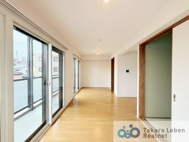 Renovated 3LDK Apartment for Sale Near Omiya Park, Saitama - Thumbnail 4