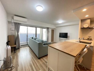2LDK near Midoribashi Station with Osaka Castle views — Image 1, Higashinari, Osaka