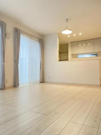 3SLDK House for Sale in Kasukabe, Saitama — Image 2, Kasukabe, Saitama