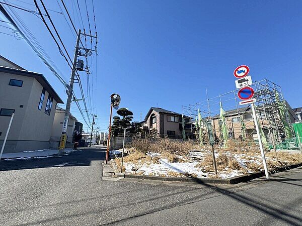 Land for Sale in Setagaya's Kitakarasuyama, Tokyo - No Construction Conditions - Thumbnail 3