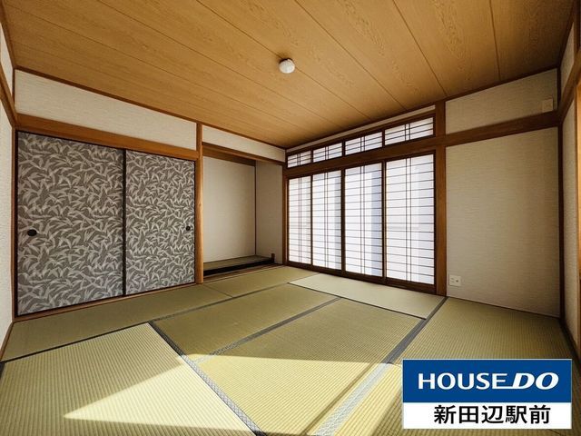 Fully Renovated 4LDK House Near Matsuiyamate Station in Kyotanabe - Thumbnail 4