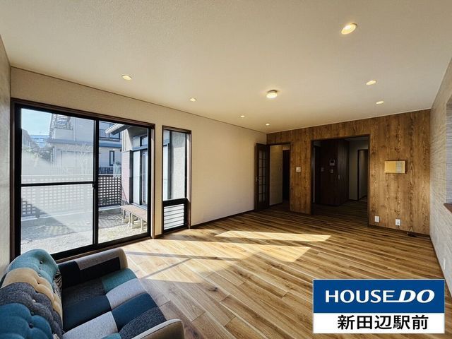 Fully Renovated 4LDK House Near Matsuiyamate Station in Kyotanabe - Thumbnail 3
